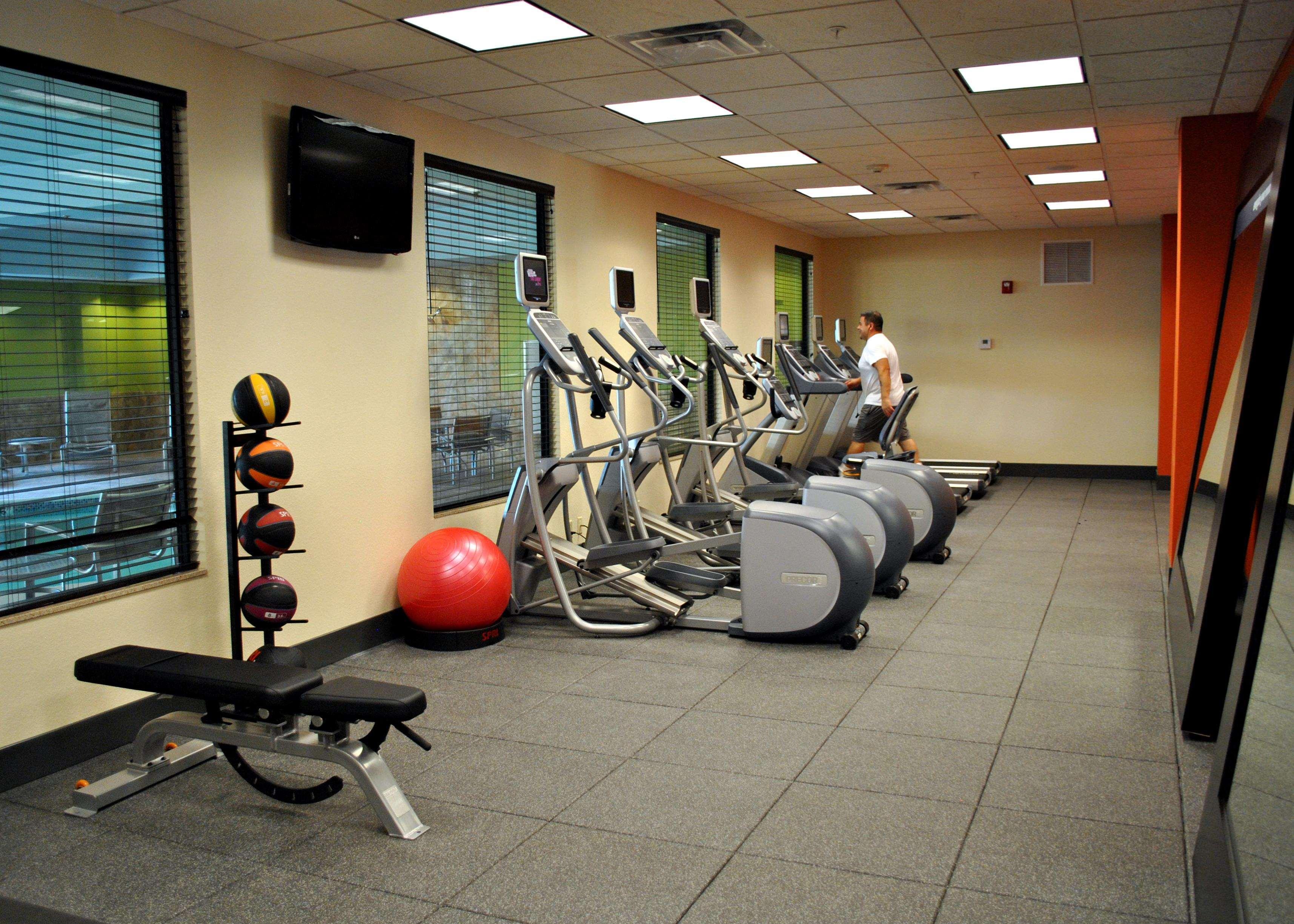 Hampton Inn Evansville Airport מתקנים תמונה