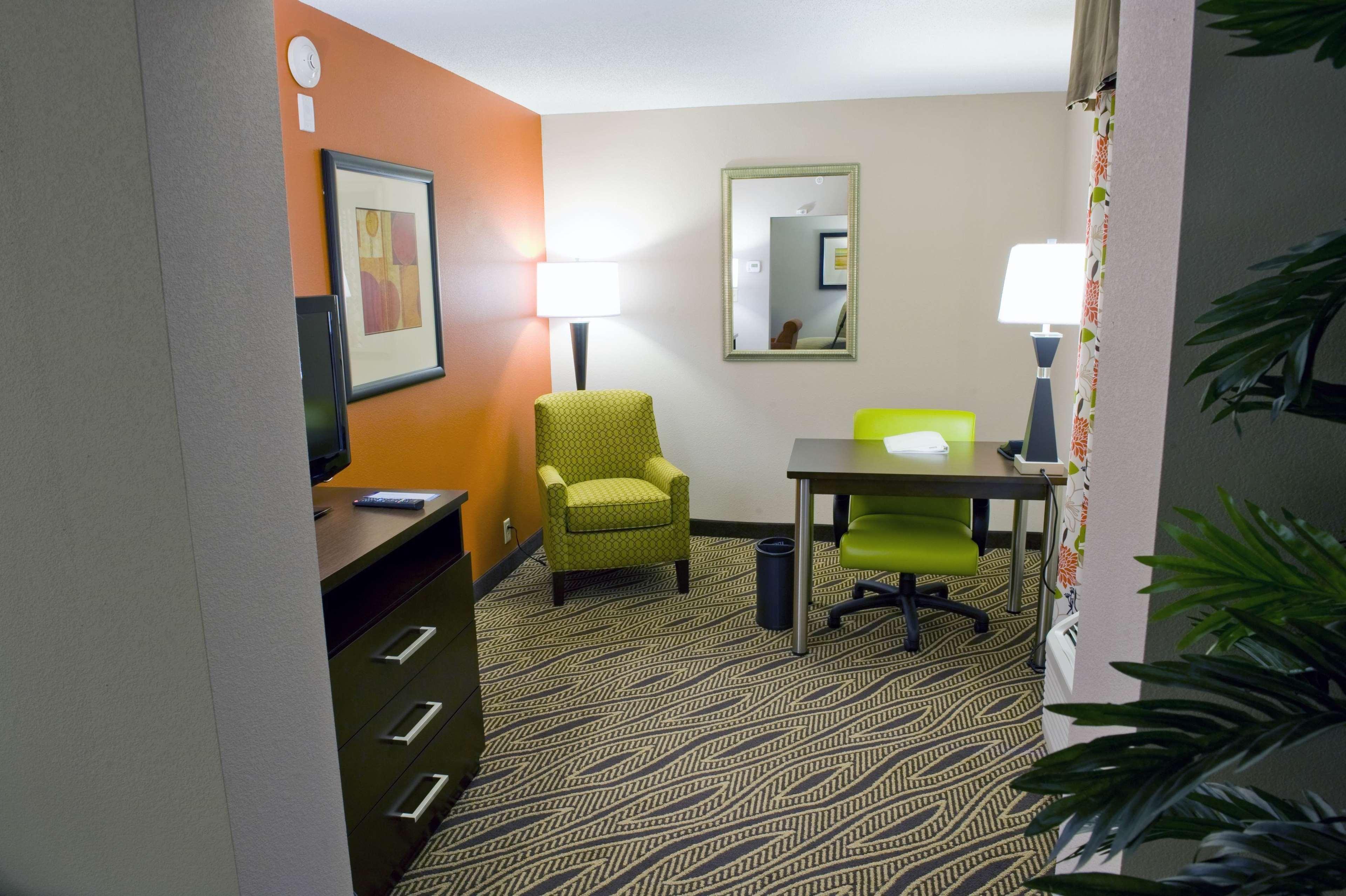Hampton Inn Evansville Airport מראה חיצוני תמונה